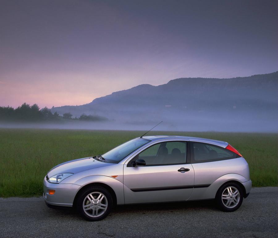  Ford Focus 1999 года  (фото 116 из 130)